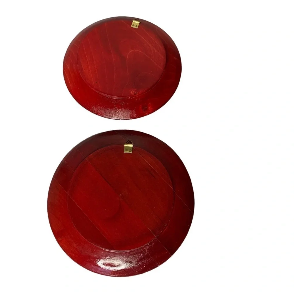 Red polish old world style holiday themed wooden carved lacquer plates set of 2.